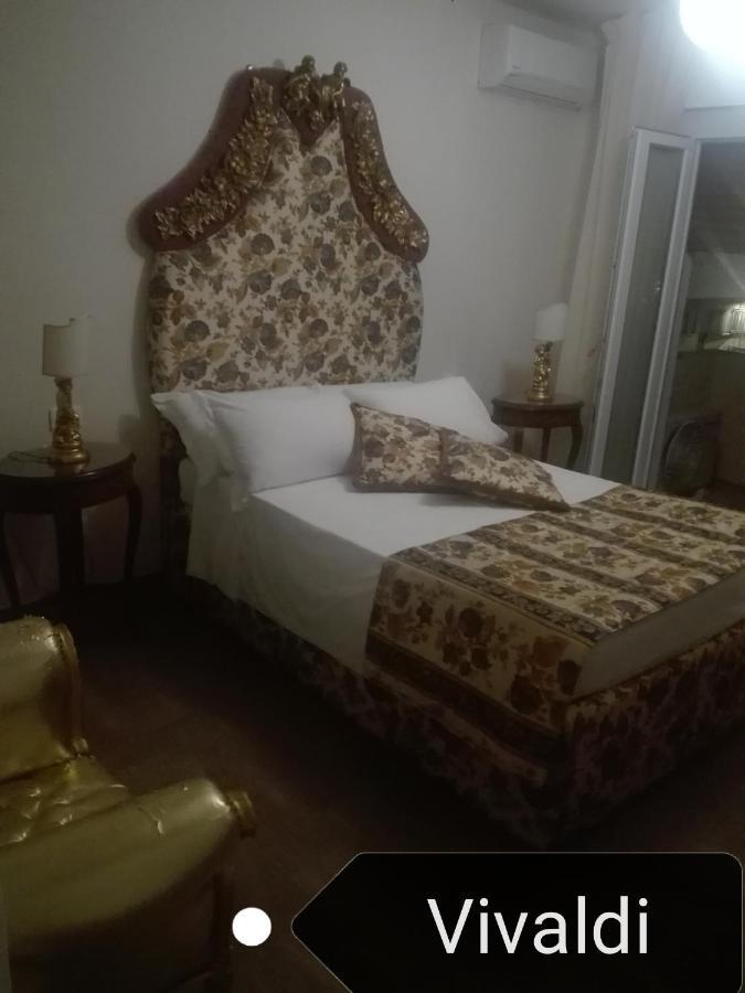 Central Station Rooms Μέστρε Εξωτερικό φωτογραφία