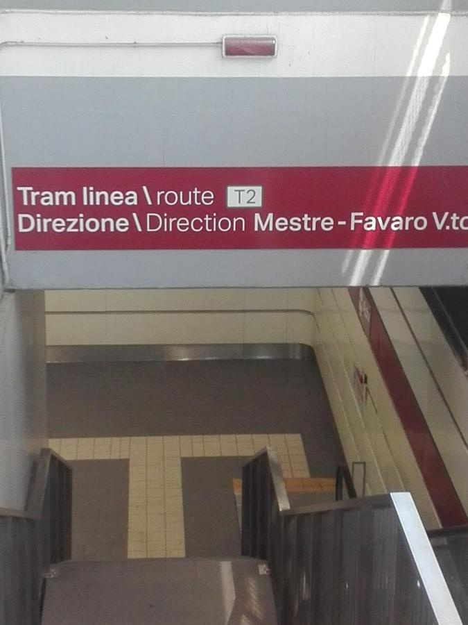 Central Station Rooms Μέστρε Εξωτερικό φωτογραφία