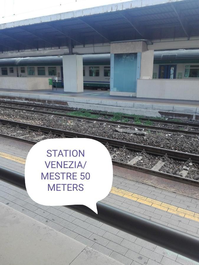 Central Station Rooms Μέστρε Εξωτερικό φωτογραφία